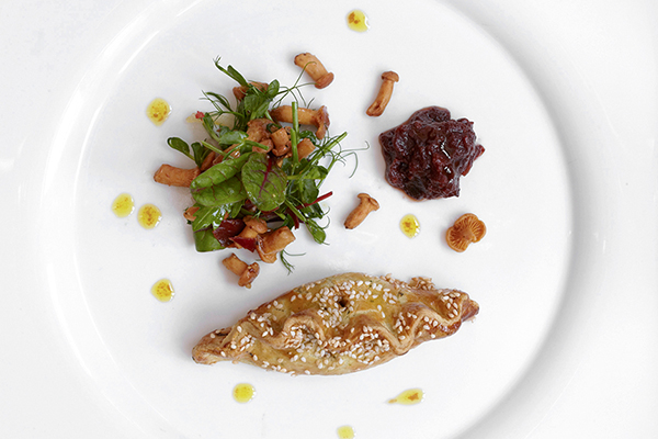 Hare and juniper pasties with pickled girolles